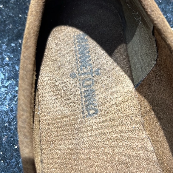 Ladies Minnetonka Mocassins - Picture 3 of 5